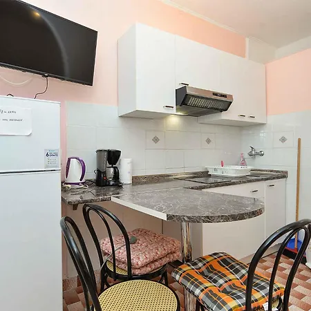 Apartment Near In 44660